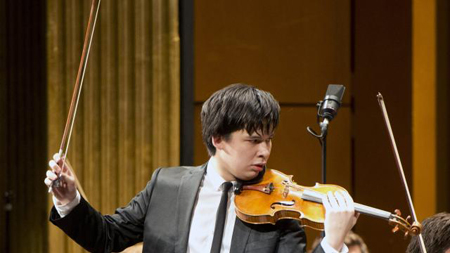 Vietnamese-Russian violinist wins first prize at international violin competition